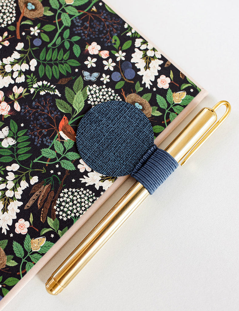 Lineae Adhesive Pen Loop Blue
