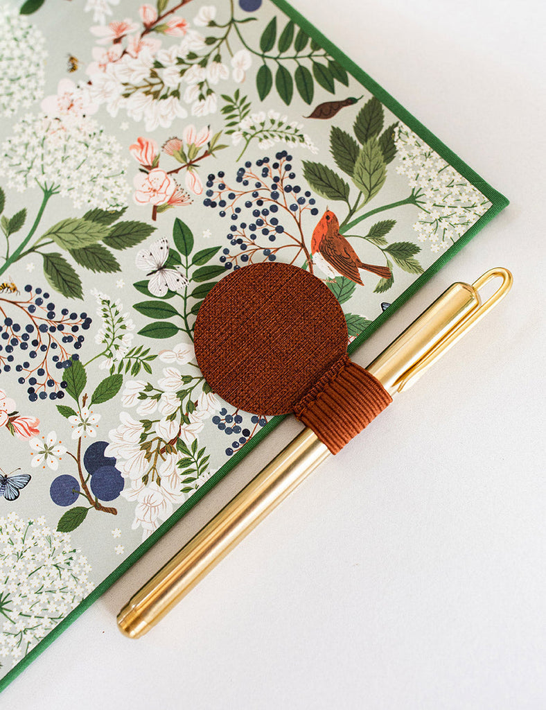 Rust Adhesive Pen Loop