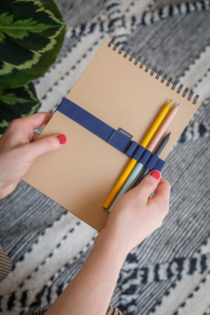 Papelote Elastic Pen Loop A5 in Hunter Green