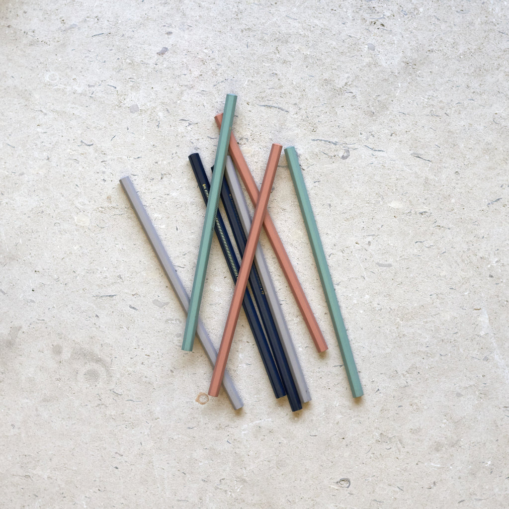Katie Leamon Vol. 3 Pencil in Warm Grey (4B)
