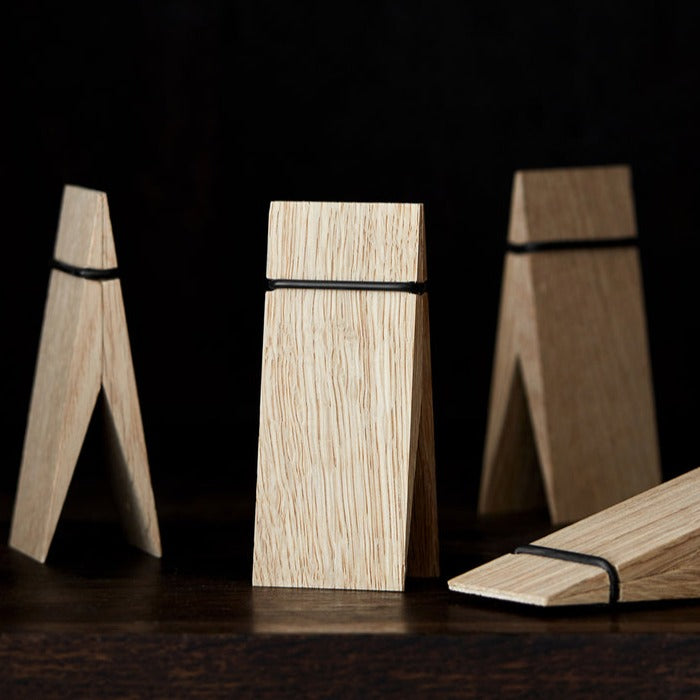 Moebe Pinch Clip in Natural Oak