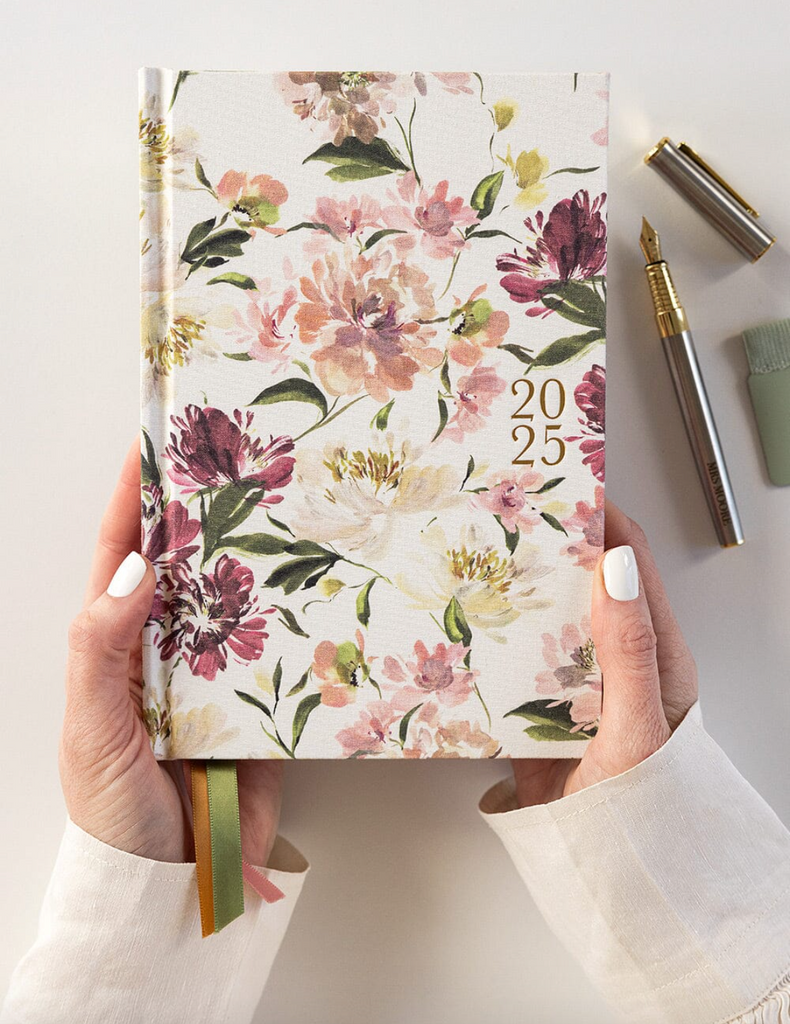 2025 Petite Weekly Planner Peony Design