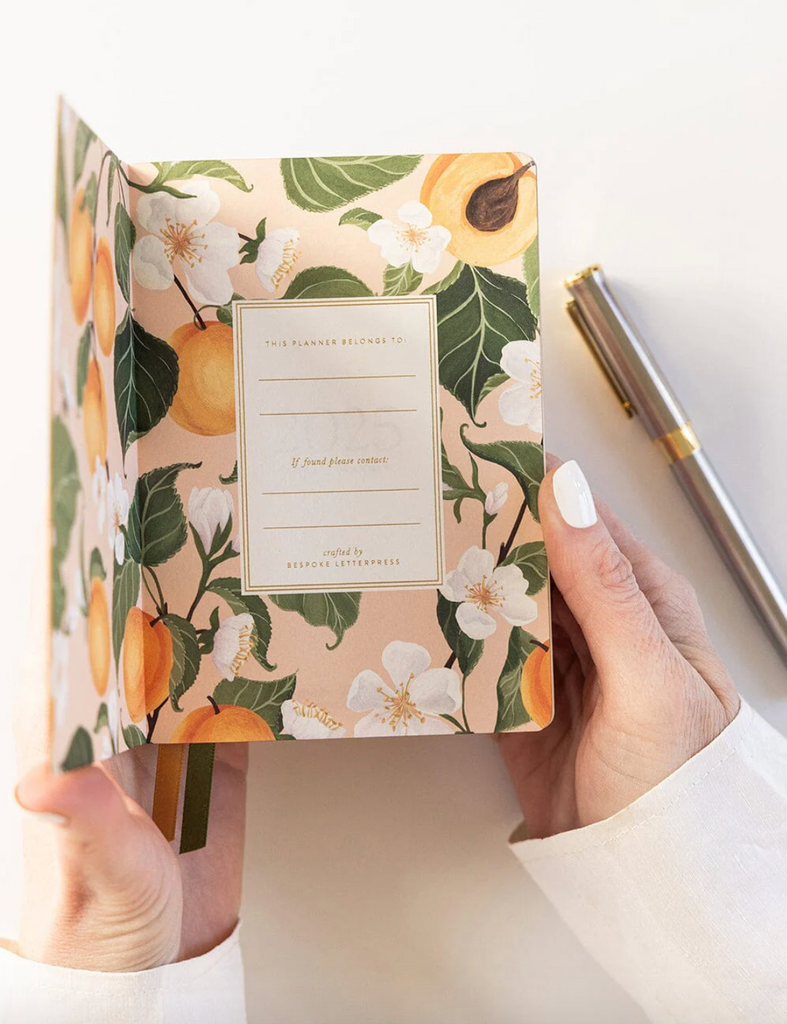 Weekly Pocket Planner in Peaches