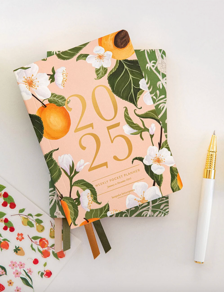 Bespoke 2025 Pocket Weekly Planner Peaches