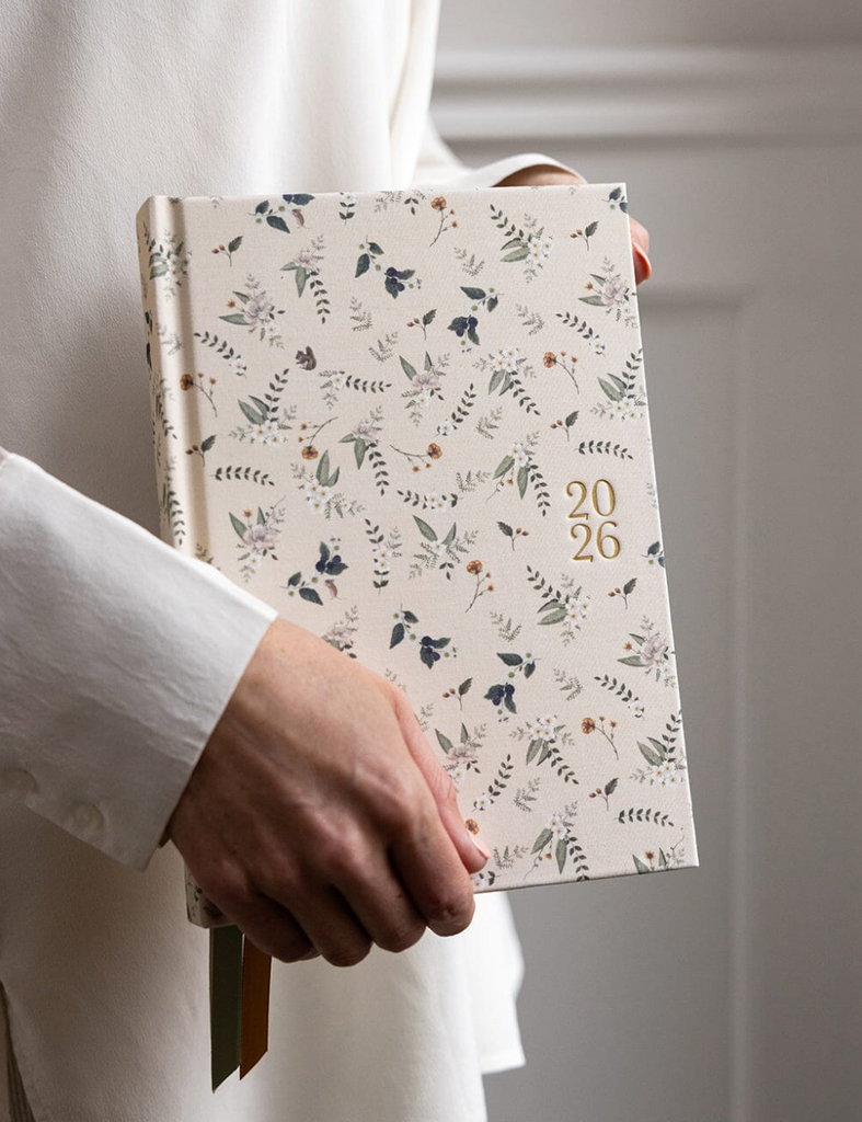Pre-order: Bespoke Letterpress 2026 Desktop Linen Bound Weekly Planner in Button Fern