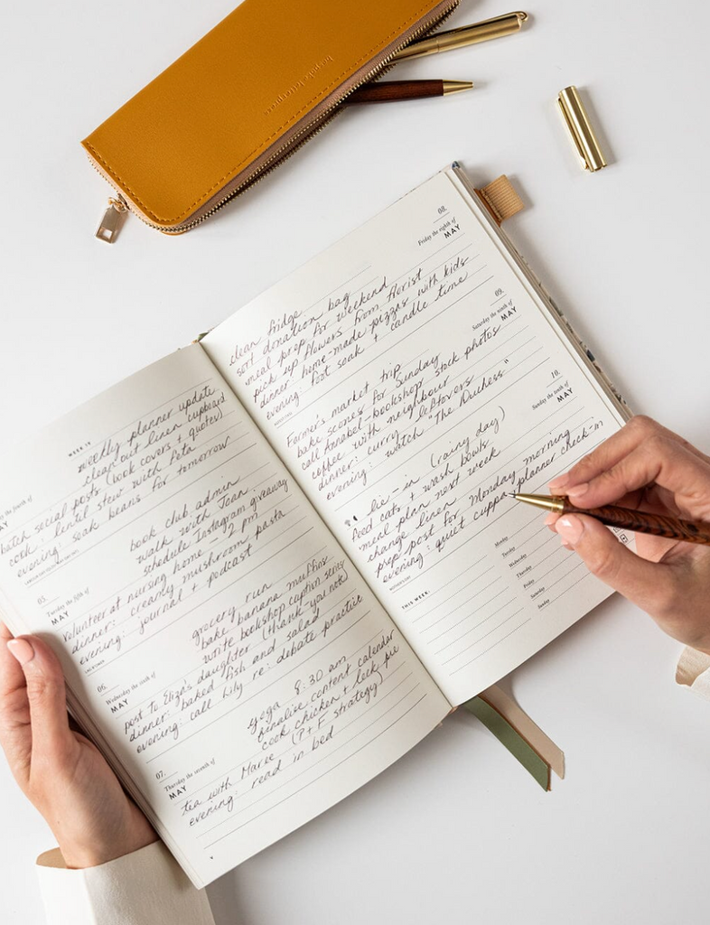 Pre-order: Bespoke Letterpress 2026 Desktop Linen Bound Weekly Planner in Button Fern