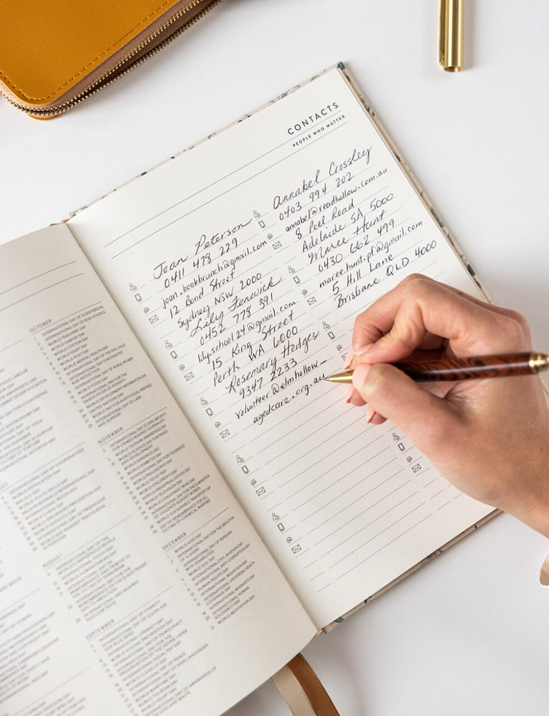 Pre-order: Bespoke Letterpress 2026 Desktop Linen Bound Weekly Planner in Button Fern
