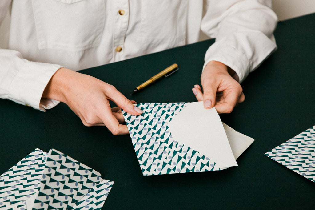 Ola Enid Print Letter Writing Set in Ultramarine / Lilac
